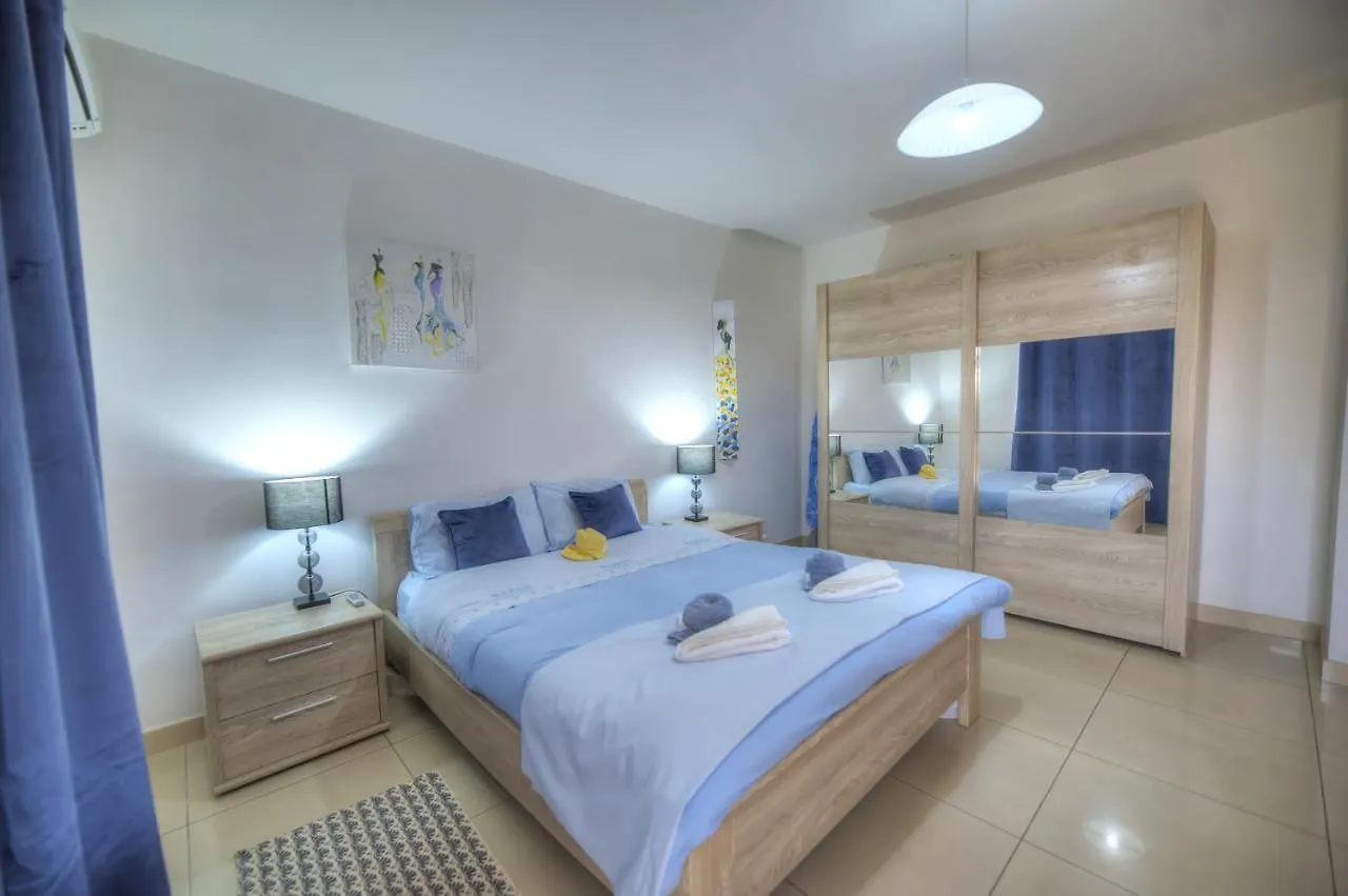 Centrally Located And Tastefully Furnished One Bedroom Apartment Ckni1-1 Gżira